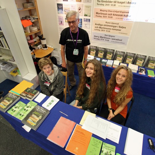Philip Thorsholen, Petra Nordin och Dixi Wejdell från Brinellgymnasiet i Nässjö fick en dag på Bokmässan tack vare Harry Martinson-sällskapet.